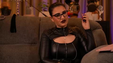 Mistress Kelly online show from 10.24.25