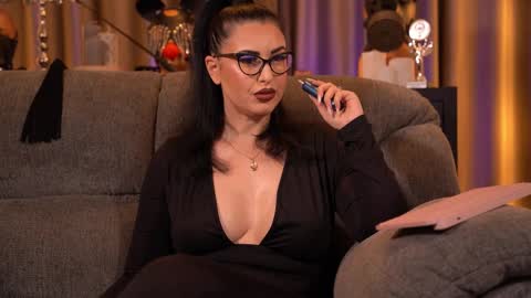 Mistress Kelly online show from 01.08.26