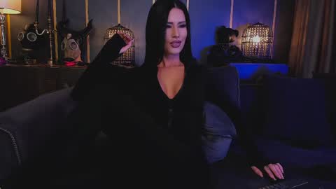 Snapshot of mistresslexa chatting on 12.29.24 MIstress Lexa online show from 12.29.24