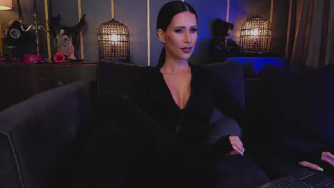 Snapshot of mistresslexa chatting on 01.22.25 MIstress Lexa online show from 01.22.25