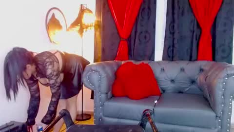 Snapshot of mistresslombana_666 chatting on 07.17.26 Mistresslombana online show from 07.17.26
