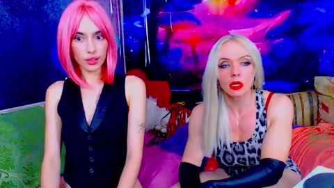 Snapshot of mistressnorma chatting on 09.20.25 Mother of Dragons or strapons not a charitable organization...is definitely not M--ther Teresa online show from 09.20.25