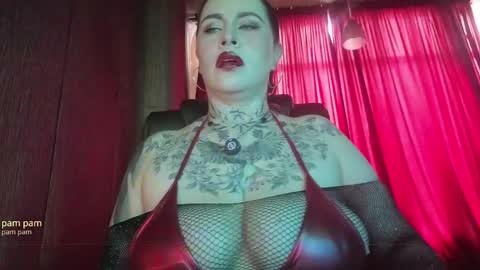 Snapshot of mistressolivia07 chatting on 05.22.26 Mistress olivia online show from 05.22.26