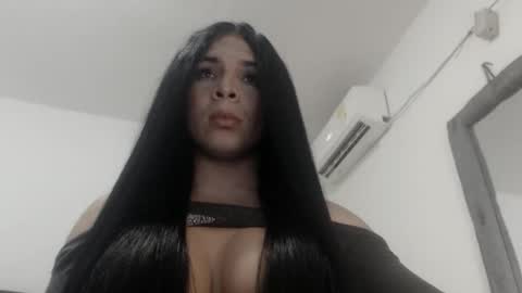 Snapshot of mistressxxalice chatting on 11.06.25 ALICE MADANE online show from 11.06.25