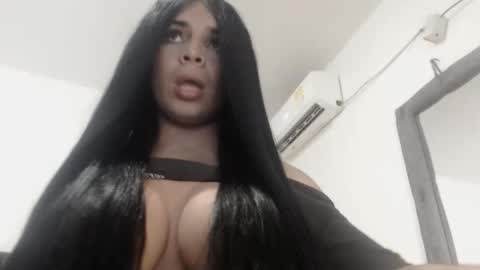 Snapshot of mistressxxalice chatting on 11.20.25 ALICE MADANE online show from 11.20.25