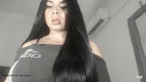 Snapshot of mistressxxalice chatting on 02.13.26 ALICE MADANE online show from 02.13.26