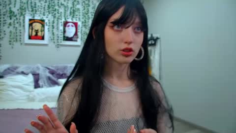 Misty online show from 11.04.25