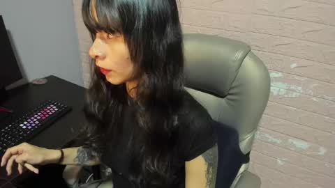 Snapshot of mistymooon chatting on 03.20.26 Emma online show from 03.20.26