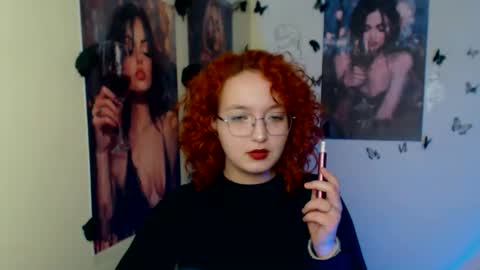 Snapshot of mistyrosee chatting on 03.04.26 Aria online show from 03.04.26