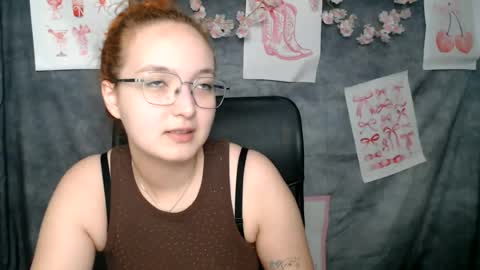 Snapshot of mistyrosee chatting on 06.13.26 Aria online show from 06.13.26