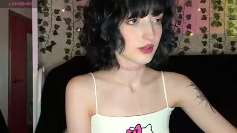 Snapshot of mistyverse chatting on 06.16.26 Misty - mistymarlow online show from 06.16.26