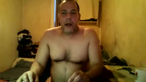 Snapshot of mito51 chatting on 01.08.25 mito51 online show from 01.08.25