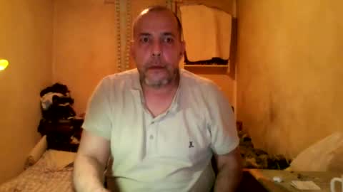 Snapshot of mito51 chatting on 02.04.25 mito51 online show from 02.04.25