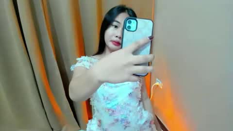 Snapshot of mitsuri_yuki chatting on 09.15.25 Mitsu online show from 09.15.25