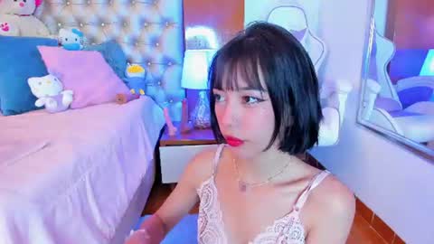 Snapshot of mitsuritempt chatting on 07.21.26 Mitsuri Tempt online show from 07.21.26