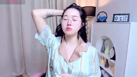 Snapshot of miu99999 chatting on 06.20.26 miu99999 online show from 06.20.26