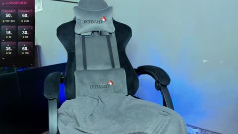 Mia 3 online show from 01.24.25