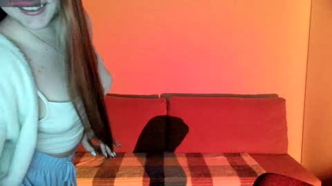 Snapshot of miya_mimi chatting on 10.04.25 Miya online show from 10.04.25