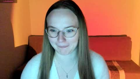 Snapshot of miya_mimi chatting on 10.11.25 Miya online show from 10.11.25