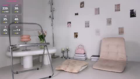 Snapshot of miyu_aikawa chatting on 04.12.26 Miyu online show from 04.12.26