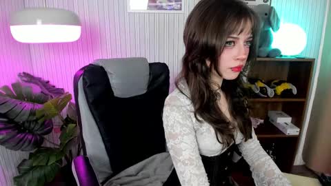 Snapshot of miyuki_wolf chatting on 10.16.25 miyuki_wolf online show from 10.16.25