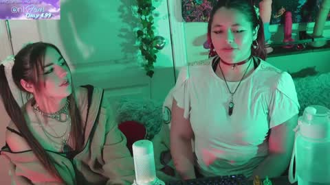 Snapshot of mj_vodkagirls chatting on 01.08.25 Hera Tethra Bathtub stream 20k followers Ask about our custom videos3 online show from 01.08.25