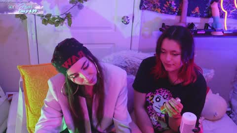 Snapshot of mj_vodkagirls chatting on 01.20.25 Hera Tethra Bathtub stream 20k followers Ask about our custom videos3 online show from 01.20.25