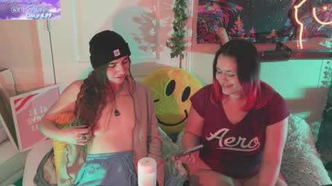 Snapshot of mj_vodkagirls chatting on 01.30.25 Hera Tethra Bathtub stream 20k followers Ask about our custom videos3 online show from 01.30.25