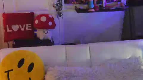 Snapshot of mj_vodkagirls chatting on 02.26.25 Hera Tethra Bathtub stream 20k followers Ask about our custom videos3 online show from 02.26.25