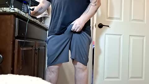 hoodyhoo online show from 03.17.26