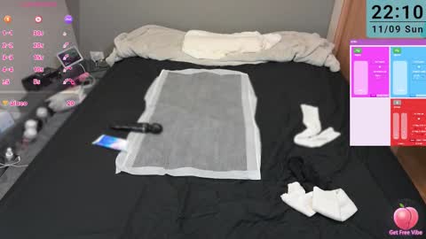 Snapshot of mkuo chatting on 11.09.25 mkuo online show from 11.09.25