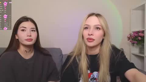 Snapshot of mmkakpoxyi22 chatting on 12.16.24 alice and ray online show from 12.16.24