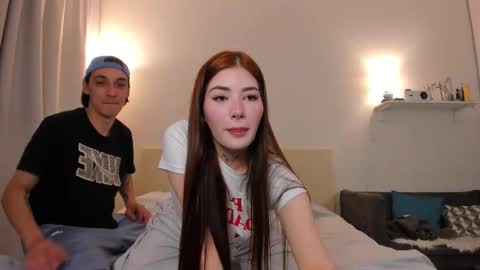 Snapshot of mmkakpoxyi22 chatting on 09.26.25 alice and ray online show from 09.26.25