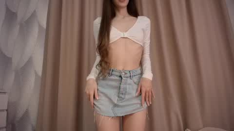 Snapshot of mmmeoww chatting on 06.07.26 Ariela online show from 06.07.26