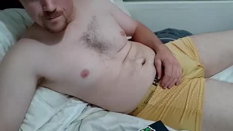 Snapshot of mmmgoodone chatting on 11.10.25 mmmgoodone online show from 11.10.25