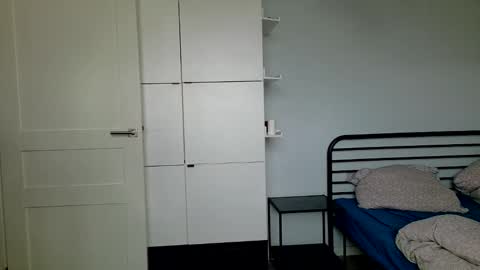 mmminnie online show from 10.28.25