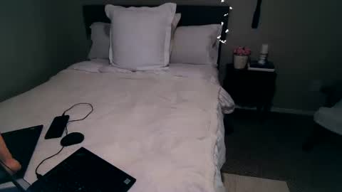 Angel online show from 11.03.25