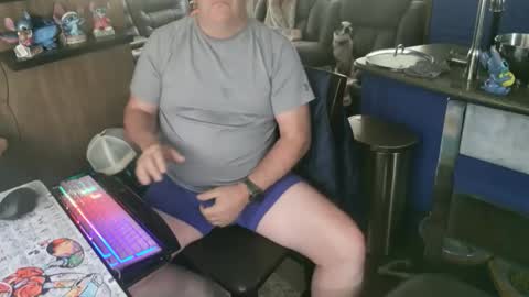 mmmthatsfunnn online show from 04.14.26