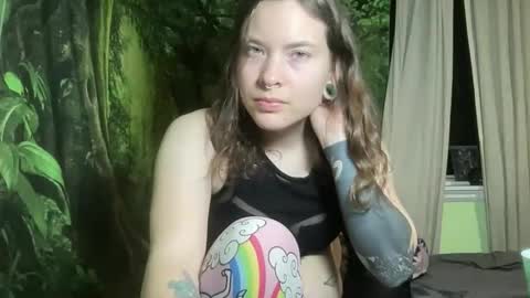 Snapshot of mo0n_goddess chatting on 01.19.26 Misty online show from 01.19.26