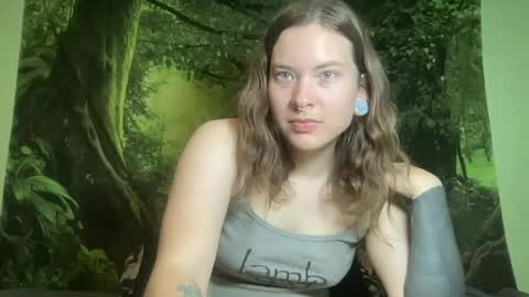 Snapshot of mo0n_goddess chatting on 06.22.26 Misty online show from 06.22.26