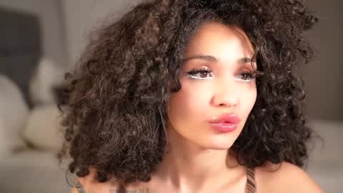 Snapshot of moan_4_you chatting on 01.31.25 Ruxxx online show from 01.31.25