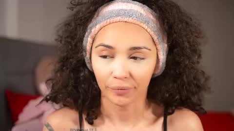 Snapshot of moan_4_you chatting on 02.10.25 Ruxxx online show from 02.10.25