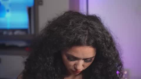 Snapshot of moan_4_you chatting on 09.10.25 Ruxxx online show from 09.10.25