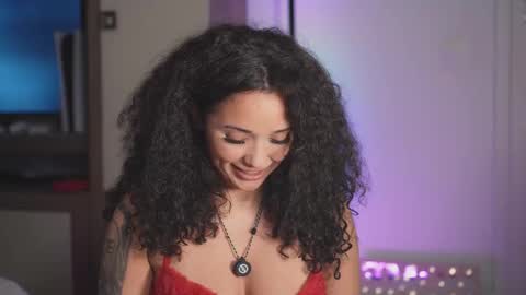 Snapshot of moan_4_you chatting on 09.11.25 Ruxxx online show from 09.11.25