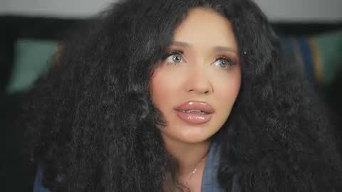 Snapshot of moan_4_you chatting on 06.20.26 Ruxxx online show from 06.20.26