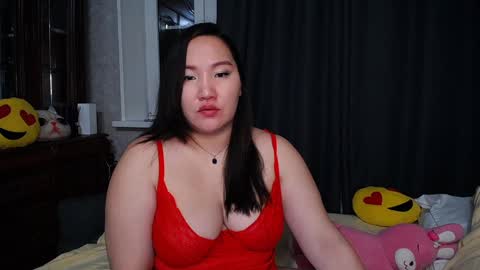 Snapshot of moanakoa chatting on 01.12.25 moanakoa online show from 01.12.25