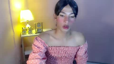 Mocha Locca  online show from 01.12.25