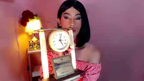 Mocha Locca  online show from 02.05.25