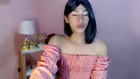 Mocha Locca  online show from 03.04.25