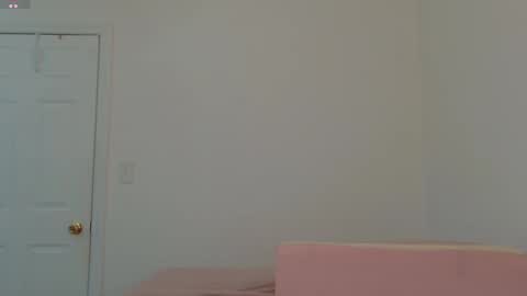 Mocha  BDAY JAN 13  online show from 04.01.26